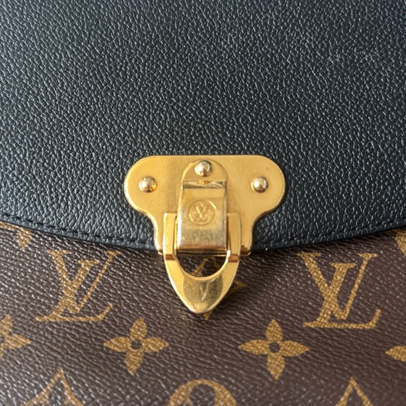 Saint-Placide Louis Vuitton LIKE NEW! Comes with box and dust bag - Picture 3 of 17